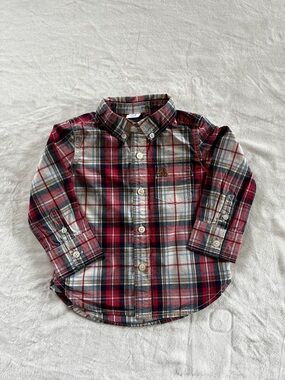 GAP Red Navy Cream Plaid Button-Down Shirt